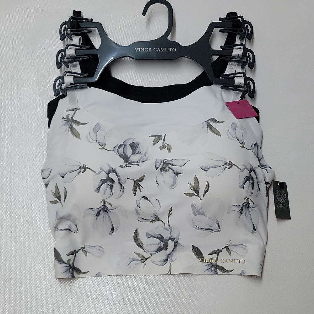 Vince Camuto Black and White Floral Crop Top - Picture 2 of 10
